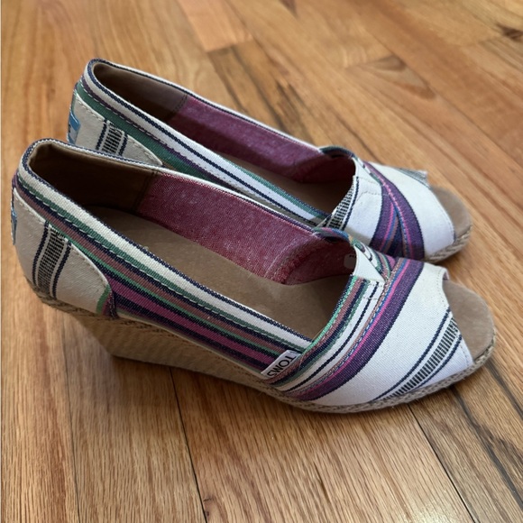 TOMS Village Espadrille Wedged Peep Toe Heels/Wedge Sandals - Picture 3 of 4